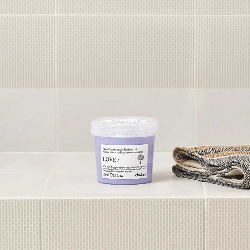 LOVE Smoothing Instant Mask ' Maska protiv kovrdžanja kose